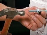Xử lý ngay tình trạng vít bắn bê tông bị lỏng với 3 mẹo đơn giản